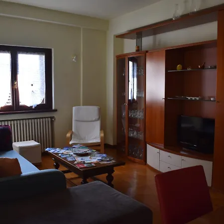 Apartment Casa Ronche' Laveno